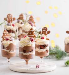 Świąteczne trifle piernikowe