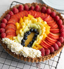 Crostata di frutta arcobaleno