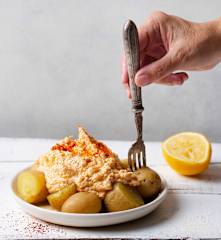 Sos cremos cu brânză feta