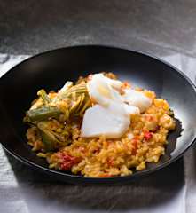 Arroz de alcachofas y bacalao (Cocción de arroz)