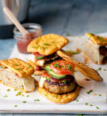 Hamburguesa de pollo con pan nube