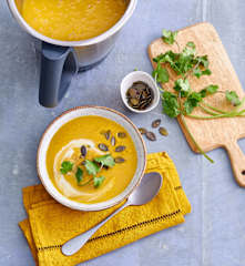Soupe de patates douces, coco et poireaux