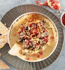Hummus con carne dorada (Bil Lahmeh)