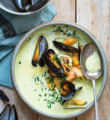 Soupe de moules au curry