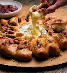 Festive Camembert Wreath