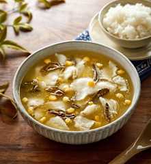 莼菜玉米鲈鱼羹