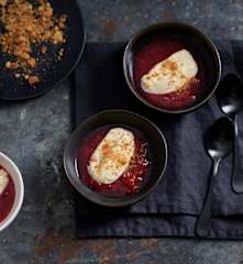 Cheesecake alla crema pasticcera e fragole