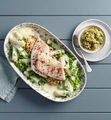 Saibling mit Gemüse, Sommerpesto und Dinkelreis