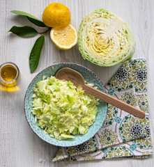 Greek cabbage salad
