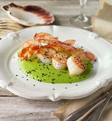 Scallops & Pea Puree