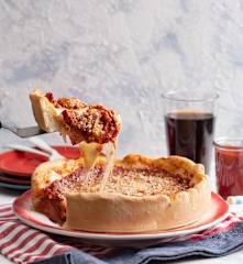 Chicago deep dish-pizza