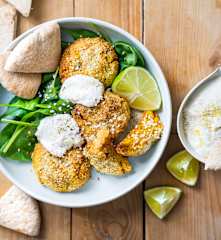 Boulettes de patate douce, sauce au sésame