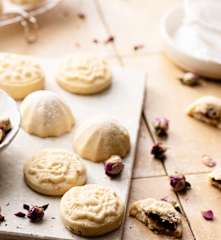 Ma'amoul con relleno de dátiles, pistaches y nueces