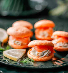 Macarons au saumon fumé