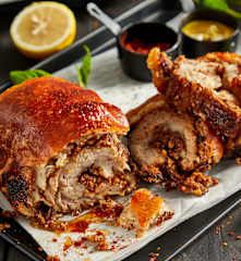 烤脆皮五花肉卷