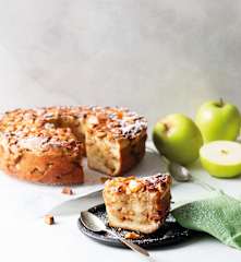 Bizcocho de manzana y canela