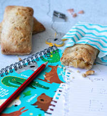 Breakfast fruit bars