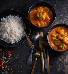 Curry de crevettes et riz basmati