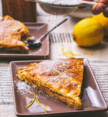 Galette des Rois aux noisettes et confit de citron