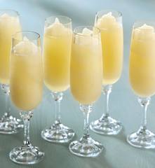 Citroensorbet met schuimwijn